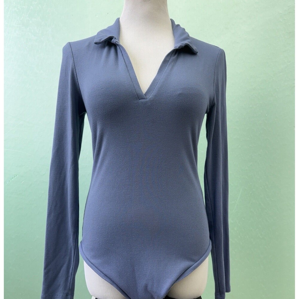 Gianni Bini Ribbed Blue Long Sleeve Bodysuit Collared Women’s M Soft V Neck